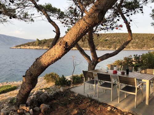 Hvar island- Enjoy your privacy by the sea