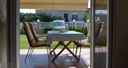 Inviting 2-bed Apartment in Nikiti, Greece