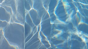 A clear pool with visible water patterns. - Fantastic farmhouse with swimming pool just a step away from Cinque Terre. (Sesta Godano)