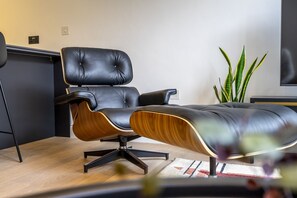 Interior - A premium stay that sleeps 4 guests  in 2 bedrooms (York)