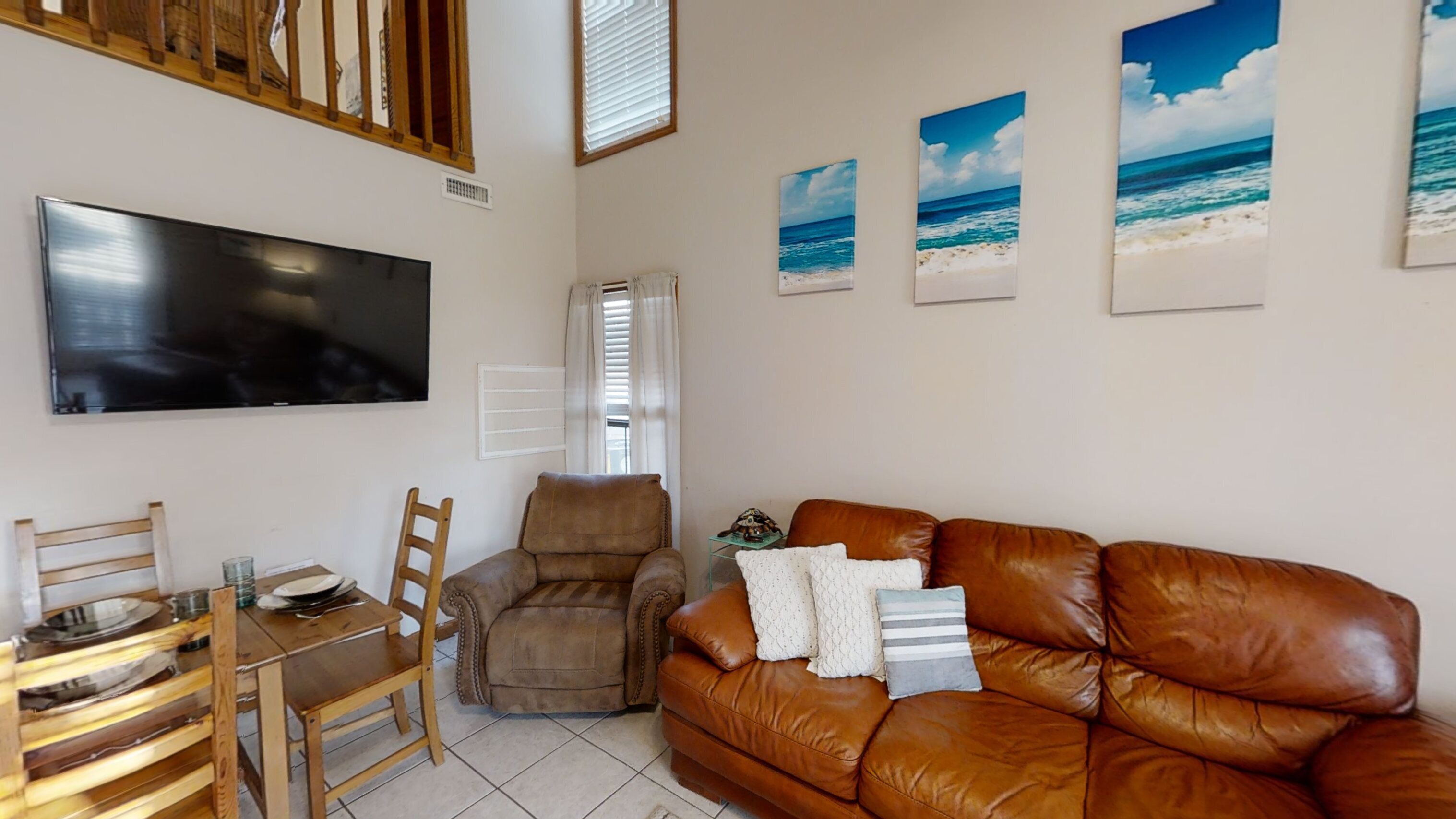 Horizon Townhouse walking distance from the beach