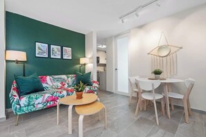Smart TV, offices