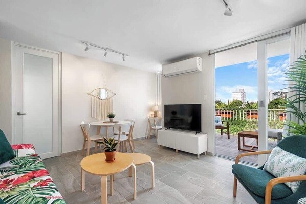 Smart TV, offices