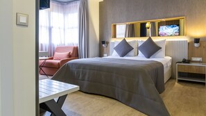 Deluxe-Doppelzimmer | Minibar, kostenloses WLAN, Bettwäsche