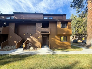 Exterior - Wildflower 23: Beautiful Condo, close to the Green (Mammoth Lakes)