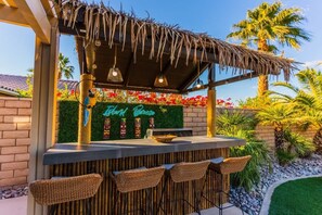Property grounds - Island Breeze Villa (Indio)