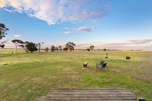 Avondale Heights by Tiny Away