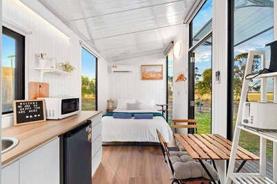 Avondale Heights by Tiny Away
