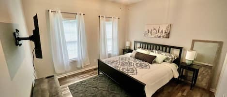 2 bedrooms, iron/ironing board, WiFi, bed sheets