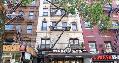 Cosy 2 BR's ~Prime location Saint Marks Place~NYU