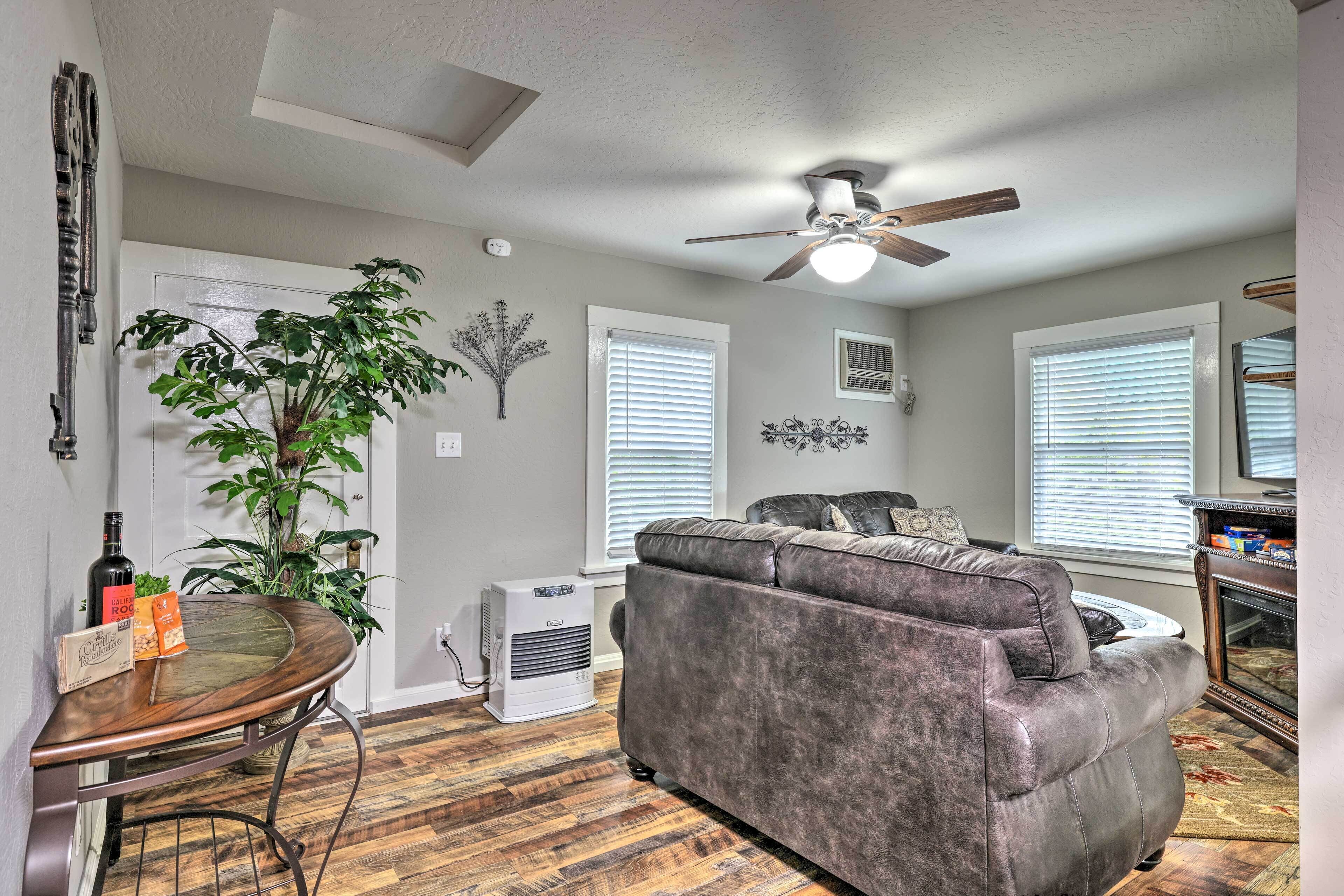 Peaceful California Home: Walk to Dtwn Sanora