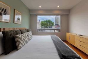 1 chambre, coffres-forts dans les chambres, bureau