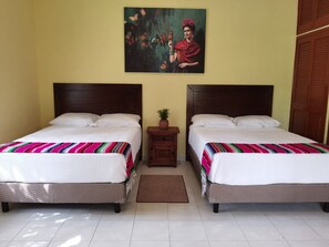 3 bedrooms, desk, iron/ironing board, travel cot - Enjoy a natural environment at Paradise Ranch (La Cotita)