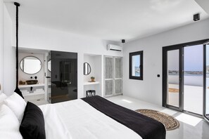 6 bedrooms, in-room safe, desk, iron/ironing board