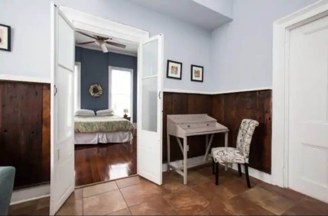Three Story Bed and Breakfast in Historic Marigny Home- near Frenchmen St