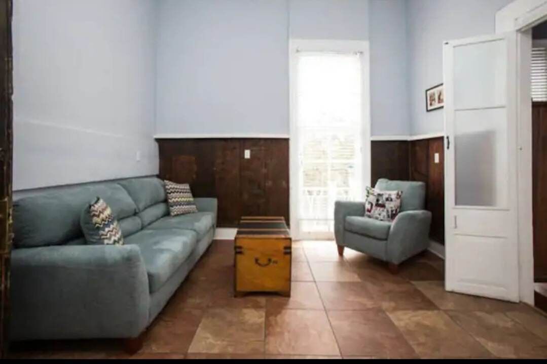 Three Story Bed and Breakfast in Historic Marigny Home- near Frenchmen St