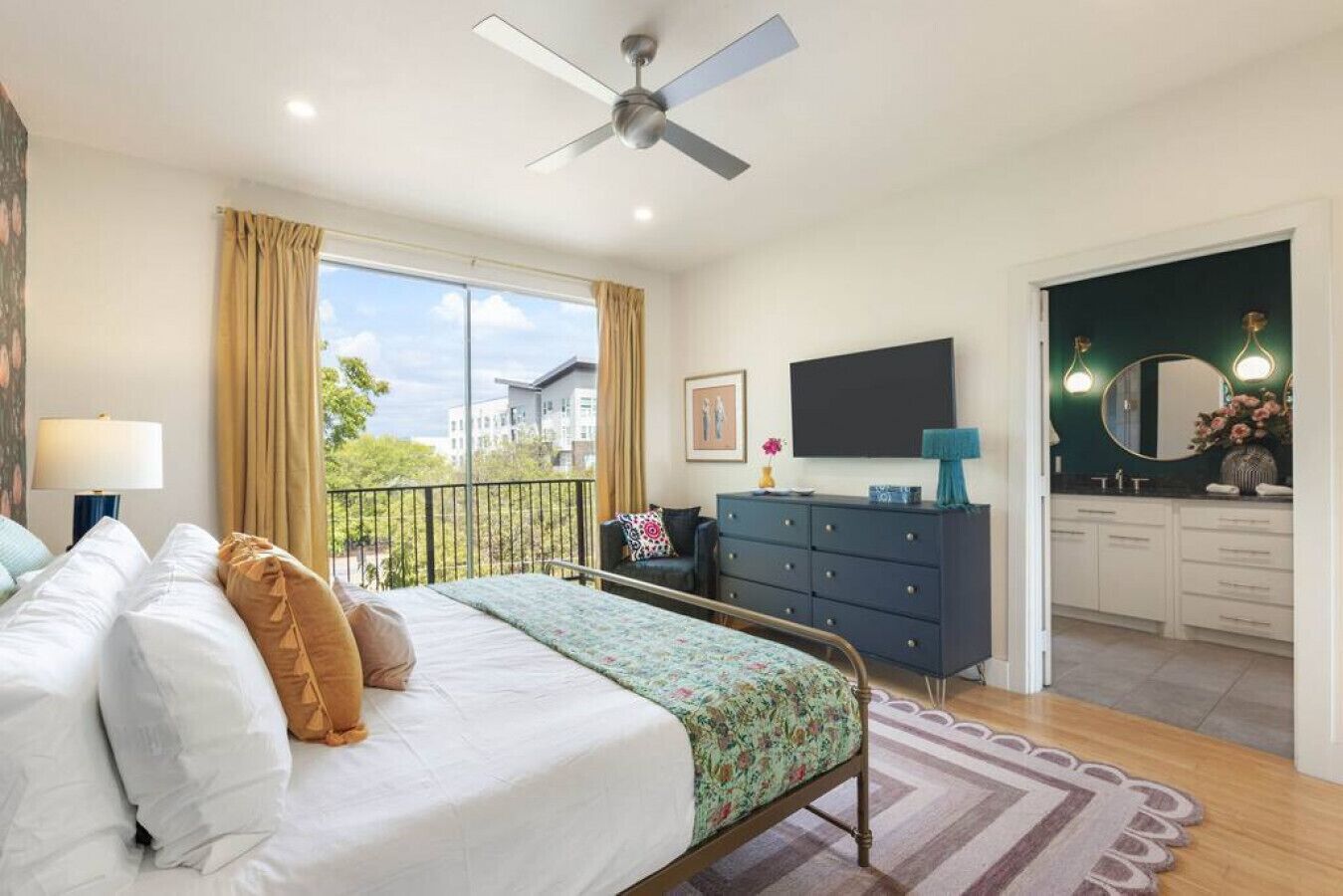 Eclectic 3-Story Townhouse - Central Location!