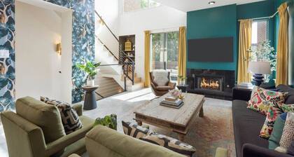 Eclectic 3-Story Townhouse - Central Location!