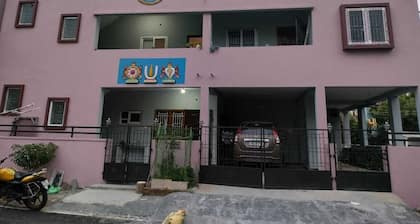 SRIRANGAM 2 bedroom flat one bed room ac another non ac