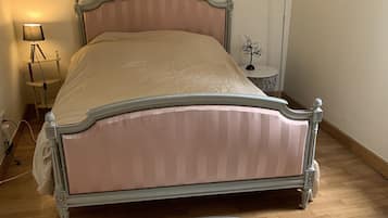 3 Schlafzimmer, Bügeleisen/Bügelbrett, Reisekinderbett, Internetzugang