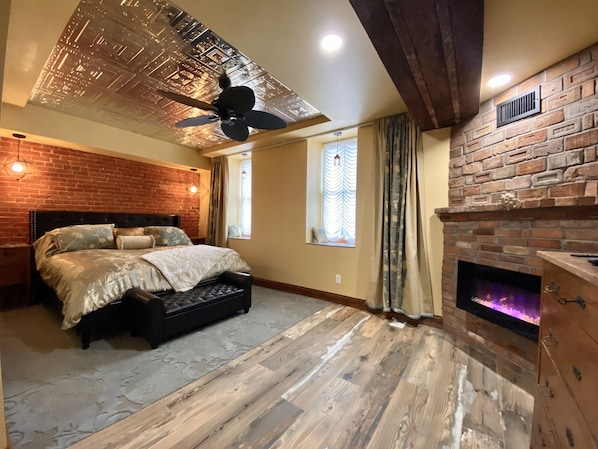 2 Schlafzimmer, Zimmersafe, Schreibtisch, kostenloses WLAN