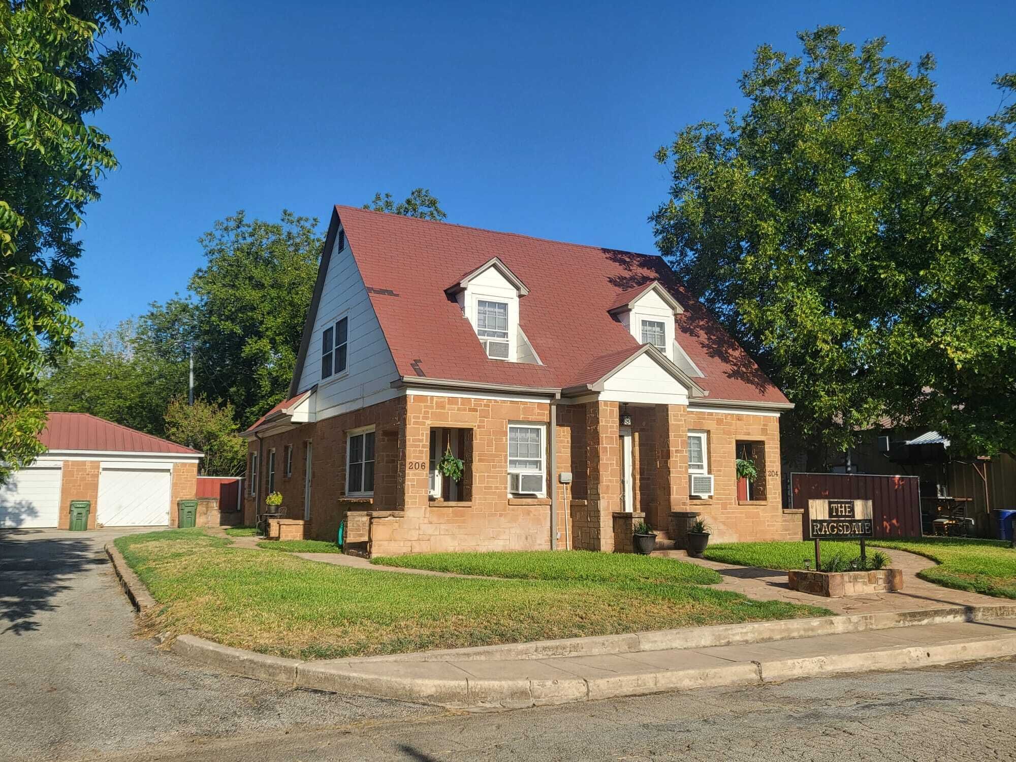 The Ragsdale 202 "The Suite" at San Saba