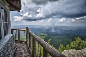 Property grounds - Smoky Mountain Retreat! (Newport)