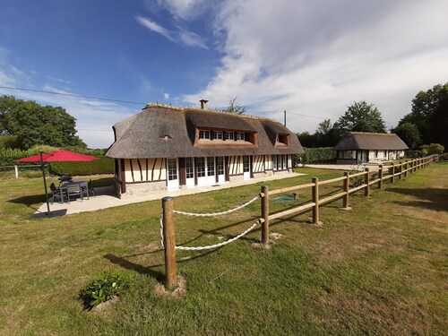 Completely renovated cottages between Honfleur and Pont Audemer