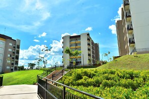 Property grounds - PRAIAS DO LAGO ECO RESORT - ACHEI FÉRIAS (Caldas Novas)
