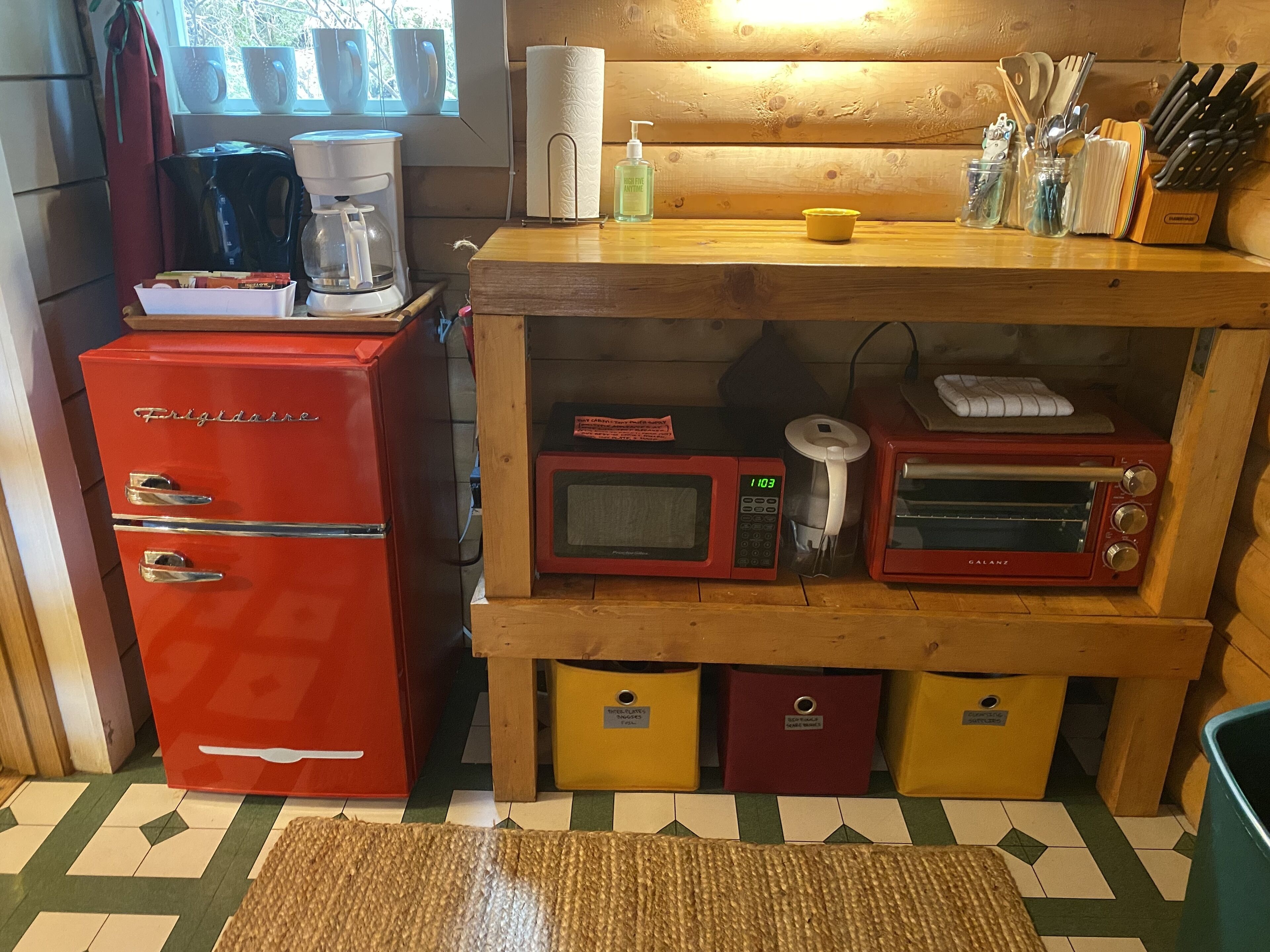 Kobuk’s Kabin - Cozy and Dog-Friendly