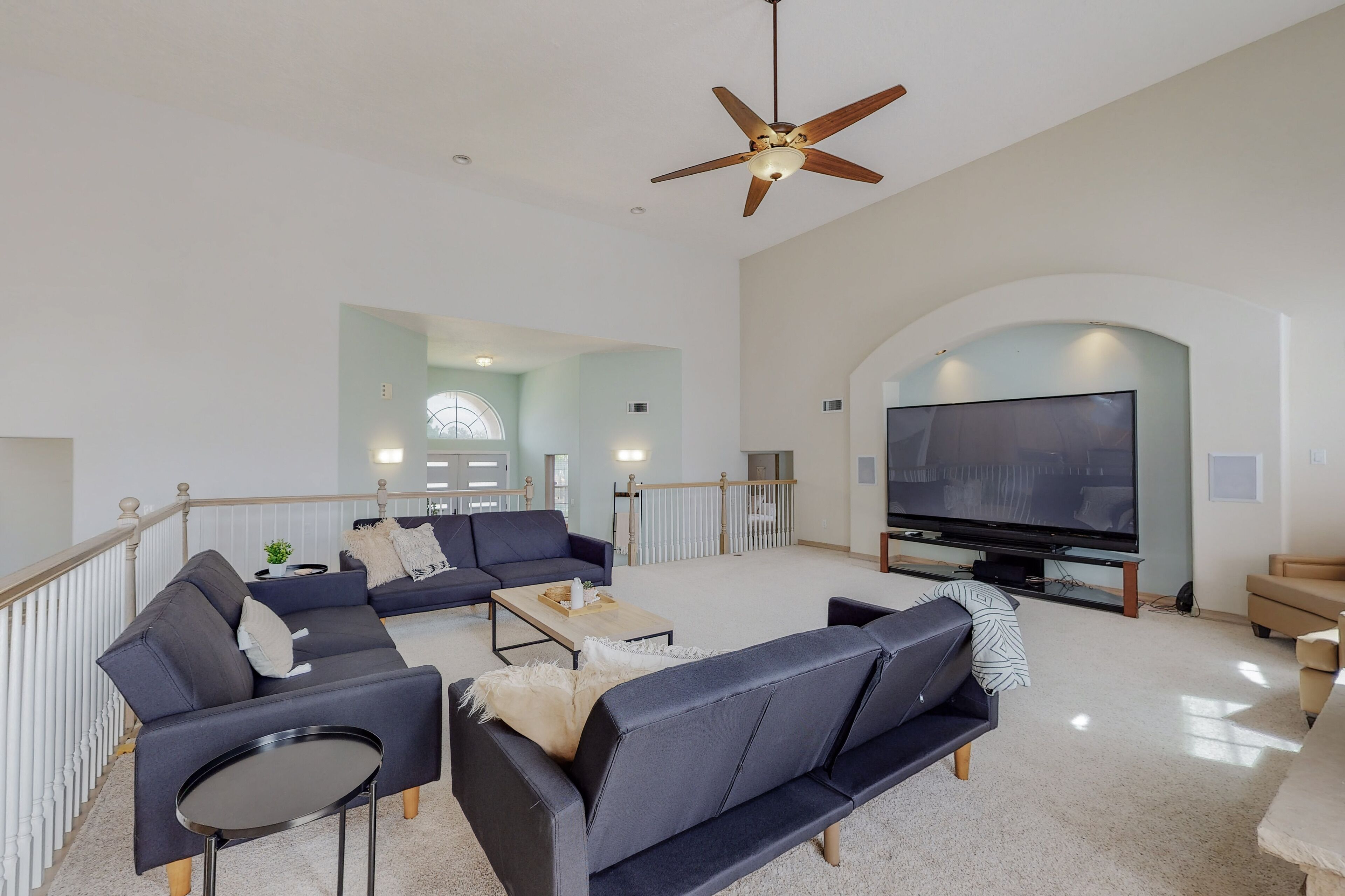 🌄3800ft Modern Retreat ♨️Hot Tub♨️ Pool Table🧳Sleeps 18🌄Mtn Views