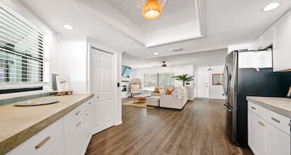 Cozy Coastal Home: Pool + Close to Beaches