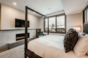3 bedrooms, bed sheets
