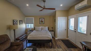 1 bedroom, desk, iron/ironing board, free WiFi