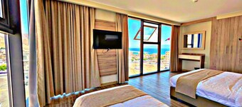 Alena Hotel