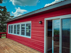 Property grounds - Spacious Family-friendly home along Seneca Lake (Starkey)