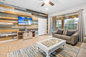 智能电视、电子游戏、书