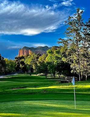 Golf - Red Rock Retreat • Golf • Hiking & Biking Trails • Views • Dining VOC •Adventure (Sedona)