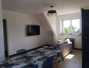 TV - Apartment T3 in Carnac plage (Carnac)