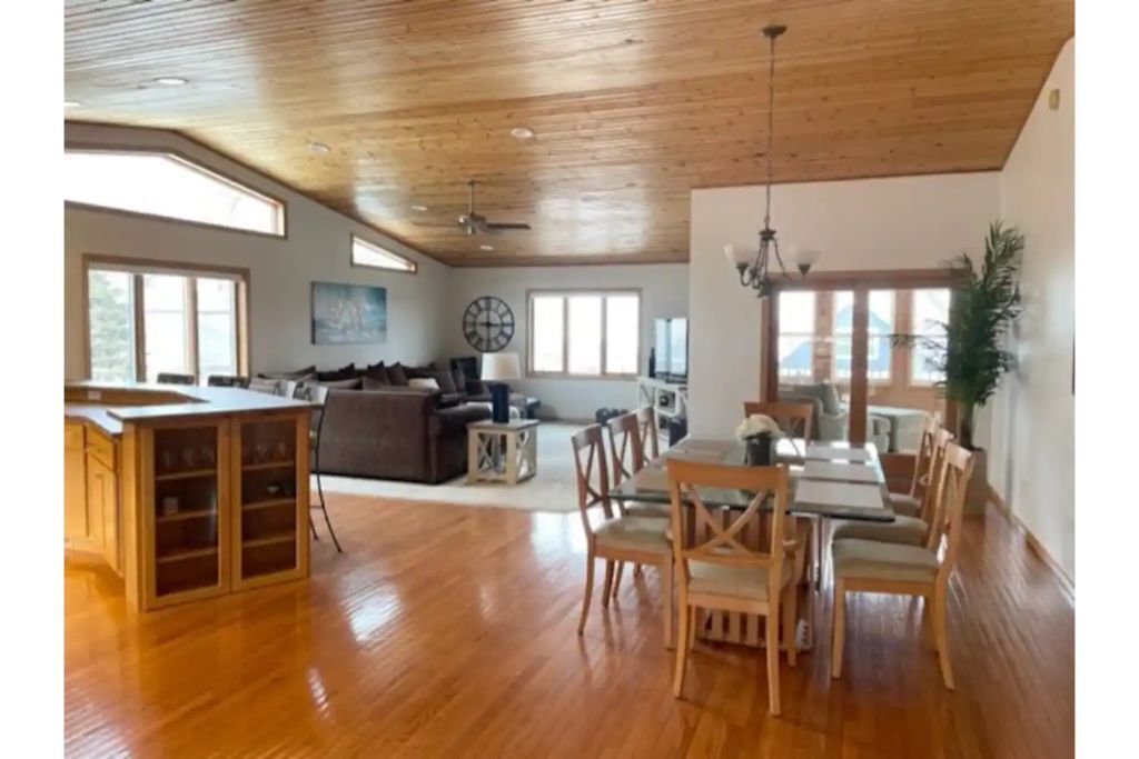 Lake View on Lakeview