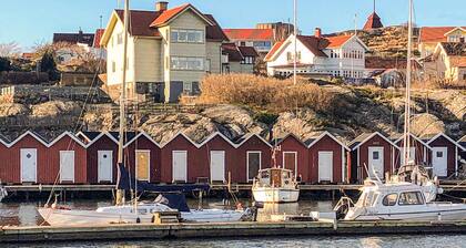 2 bedroom stunning home in Kyrkesund