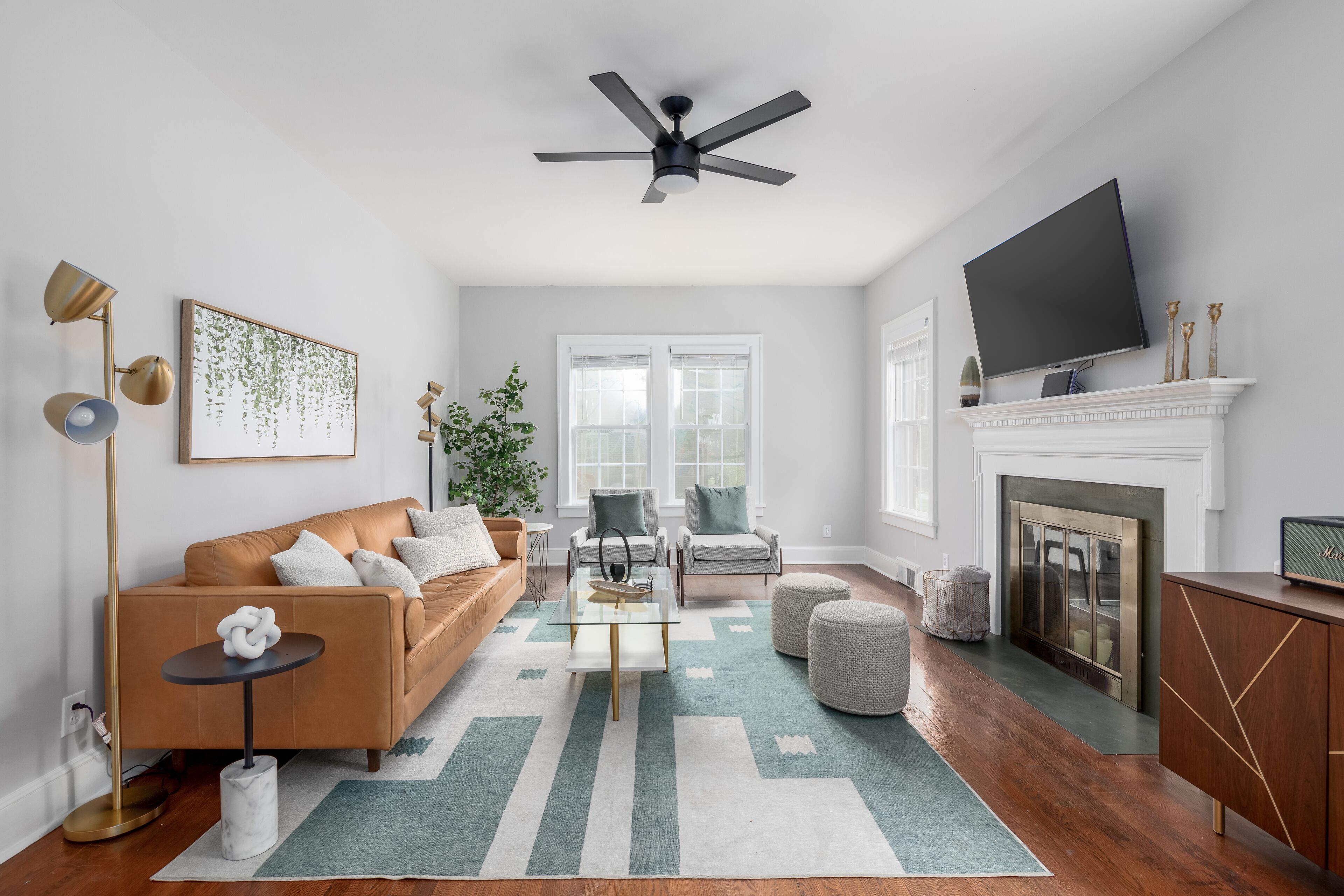 NEW!<2mins to HPU w/firepit,cornhole,billiards,throwing axes