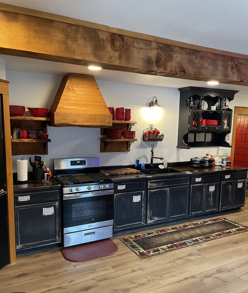 Nauti Otter Inn by null