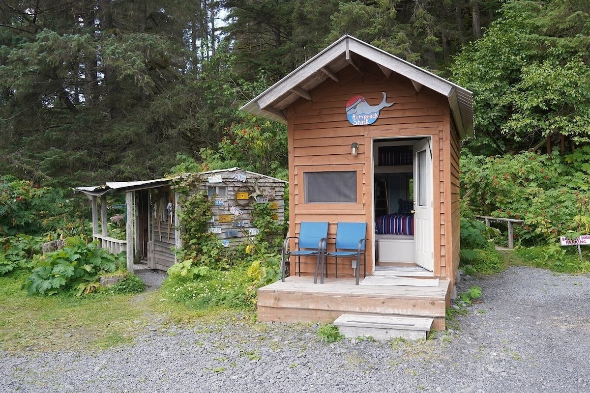 Quadruple Cabin, Shared Bathroom, Humpback Shack, Inn Location