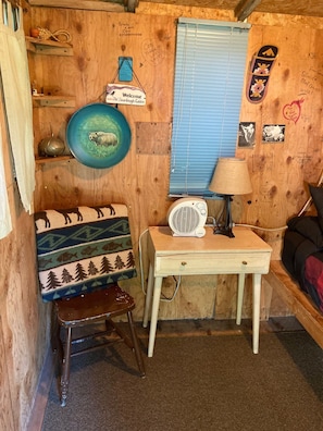 Double Bed, Shared Bathroom, Sourdough Cabin, Inn Location | Bed sheets