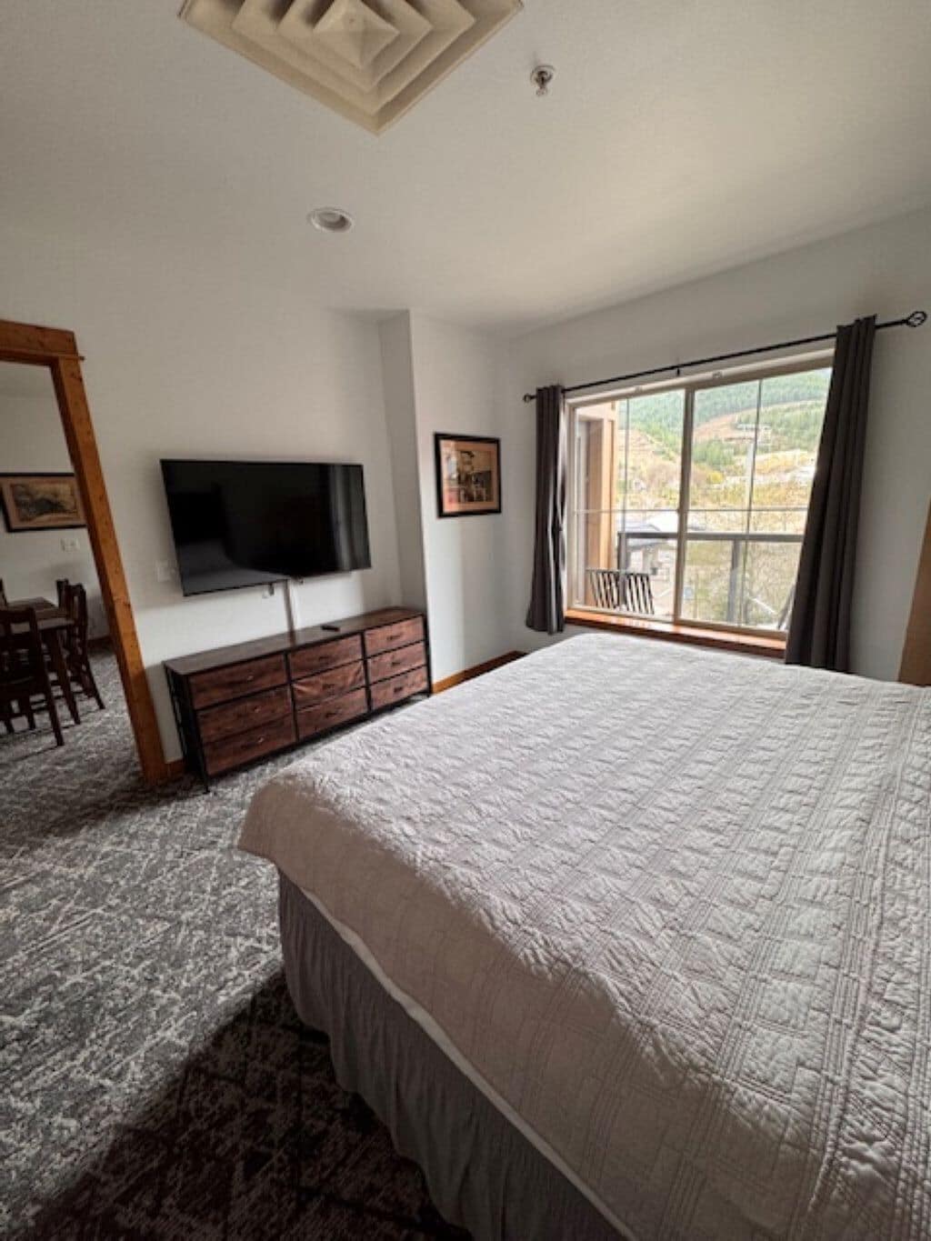 1 bedroom, desk, iron/ironing board, free WiFi