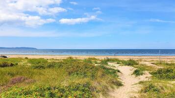 Nära stranden och fiske