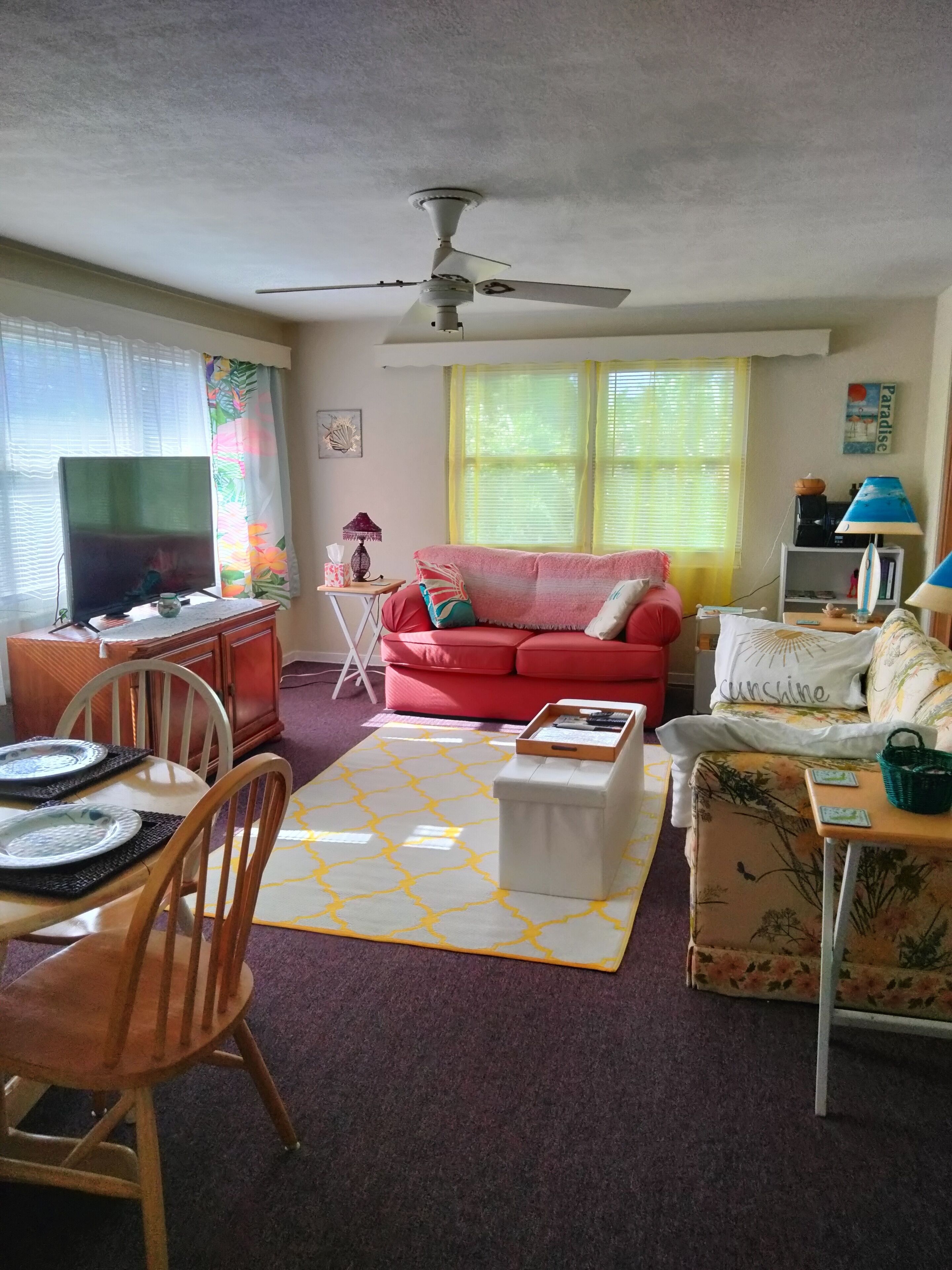 Tropical paradise  cozy Oasis Spa Retreat  . Less then 3 minutes to  the beach.