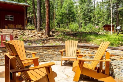 Hillside Hideaway Sum