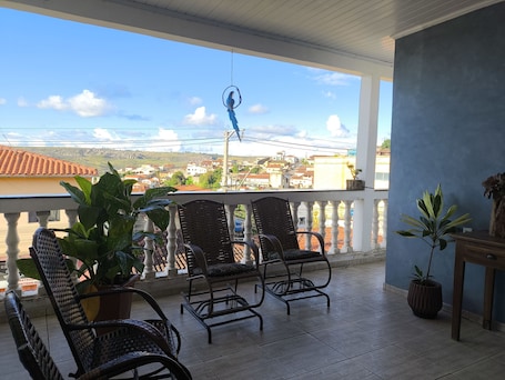 Porch. HOTEL VILLA REAL